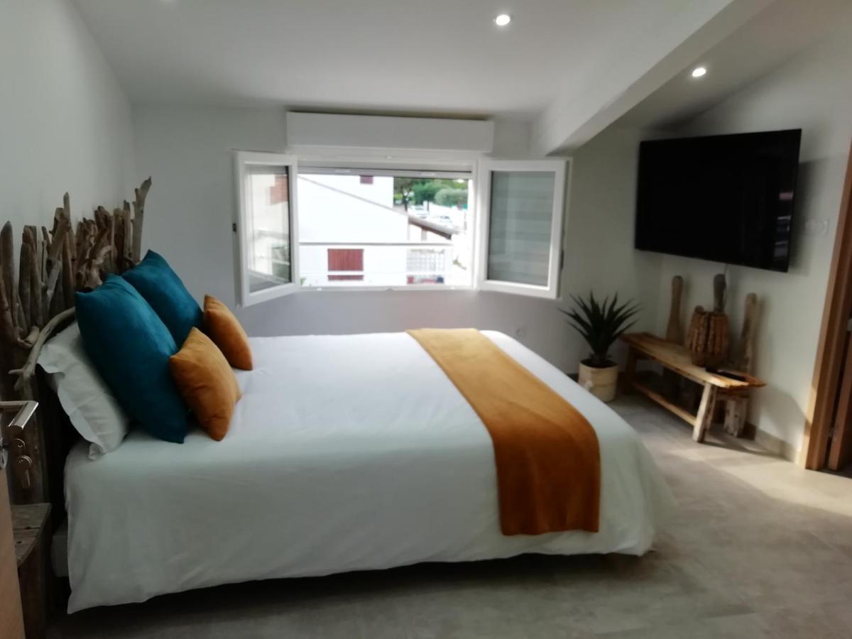 Appartement au dessus de la maison du Saunier Salin-de-Giraud Extérieur photo