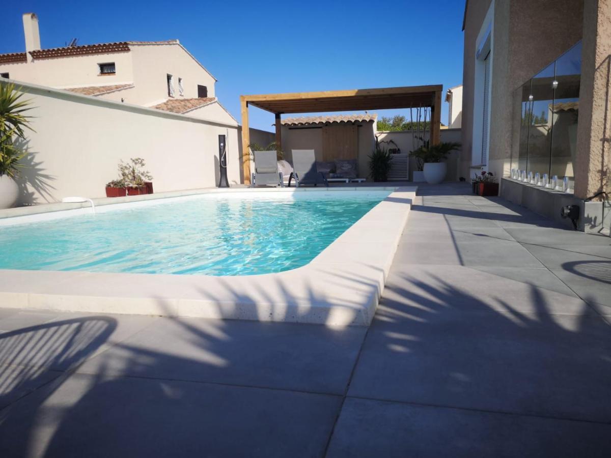 Appartement au dessus de la maison du Saunier Salin-de-Giraud Extérieur photo