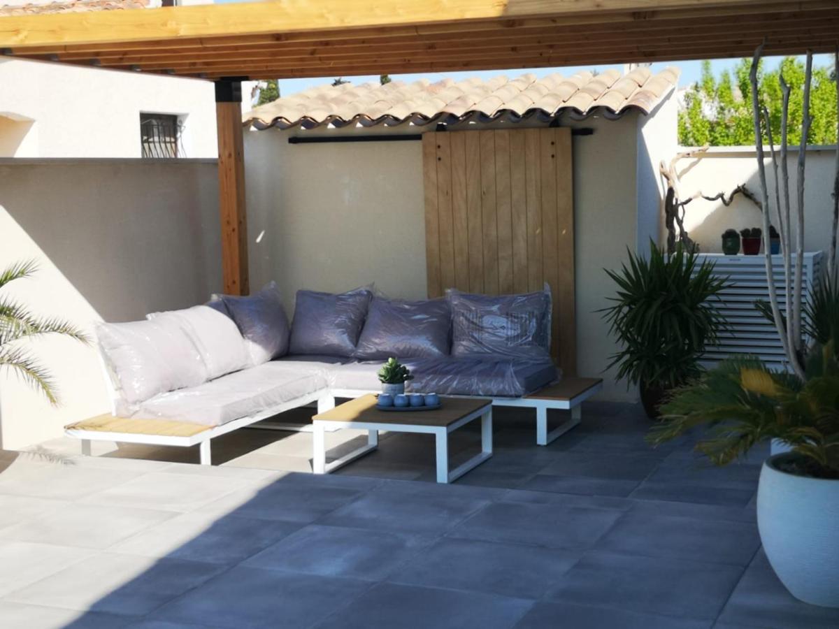 Appartement au dessus de la maison du Saunier Salin-de-Giraud Extérieur photo