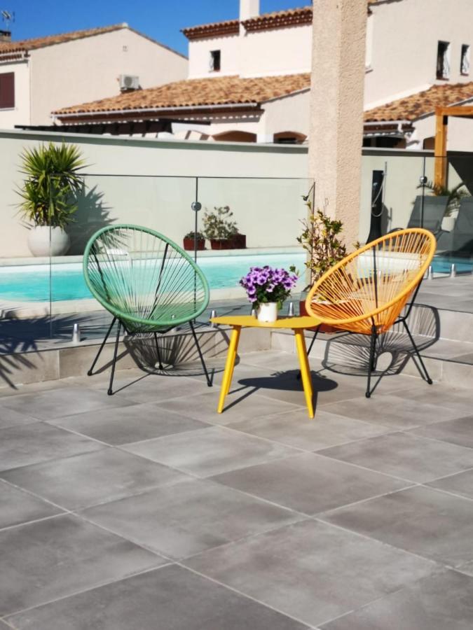 Appartement au dessus de la maison du Saunier Salin-de-Giraud Extérieur photo