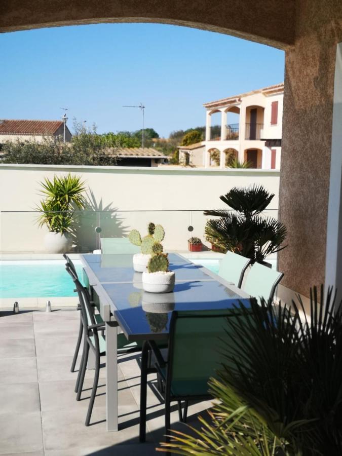 Appartement au dessus de la maison du Saunier Salin-de-Giraud Extérieur photo